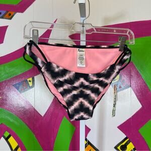 NWT, Malibu Dream Girl Pink Tie-Dye Bikini Bottom. Size Medium. 14.5" Waist